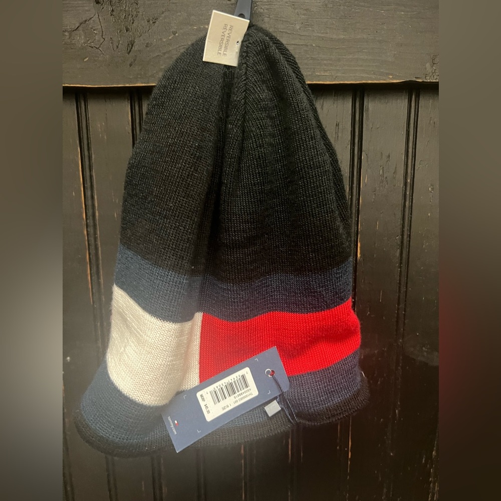 New with tags- Tommy Hilfiger reversible hat